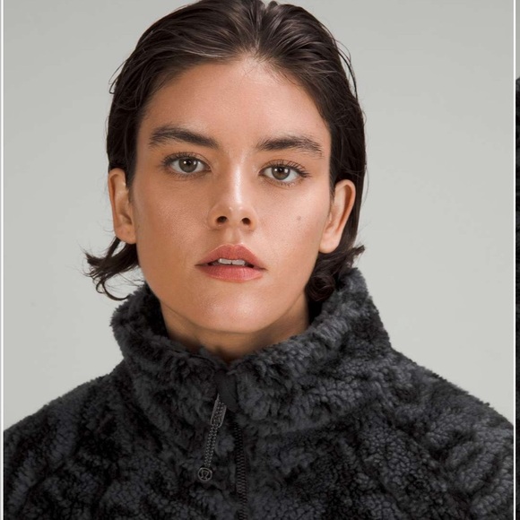 lululemon athletica Womens Oversized Fleece Sweater Dark Carbon Black Med Large - Picture 3 of 12